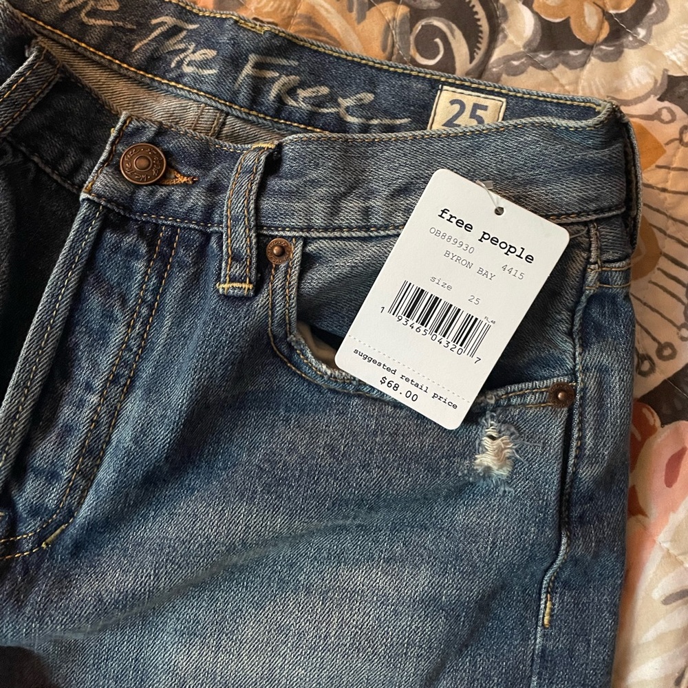 Free people brand new shorts. Mom short type of style.